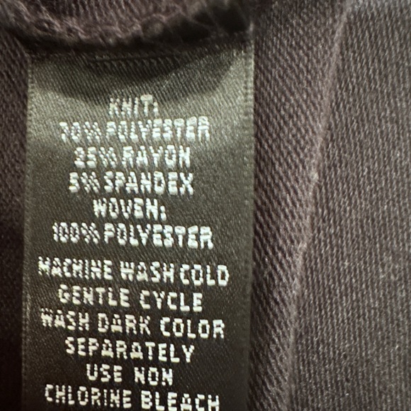 August Silk size medium open front cardigan EUC - Picture 9 of 11